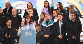 CRISTINA CONVOCÓ A CIENTOS DE MILES DE PERSONAS
