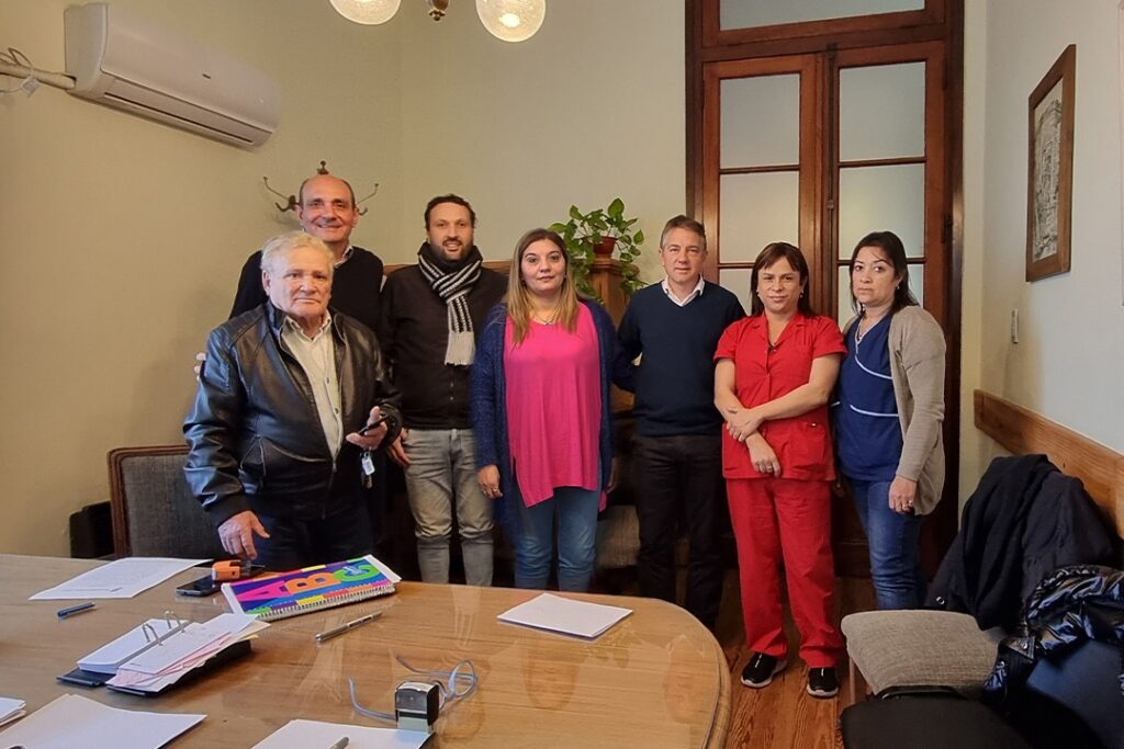 NUEVO AUMENTO A MUNICIPALES Y PARITARIAS ABIERTAS HASTA FIN DE AÑO.