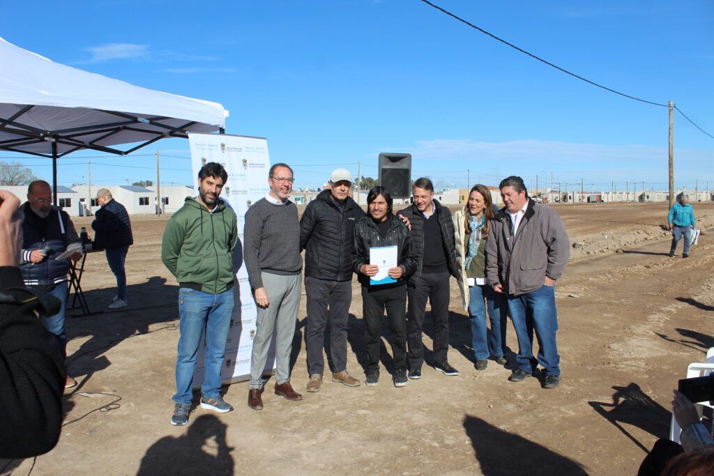 38 FAMILIAS Y EL SUEÑO CUMPLIDO