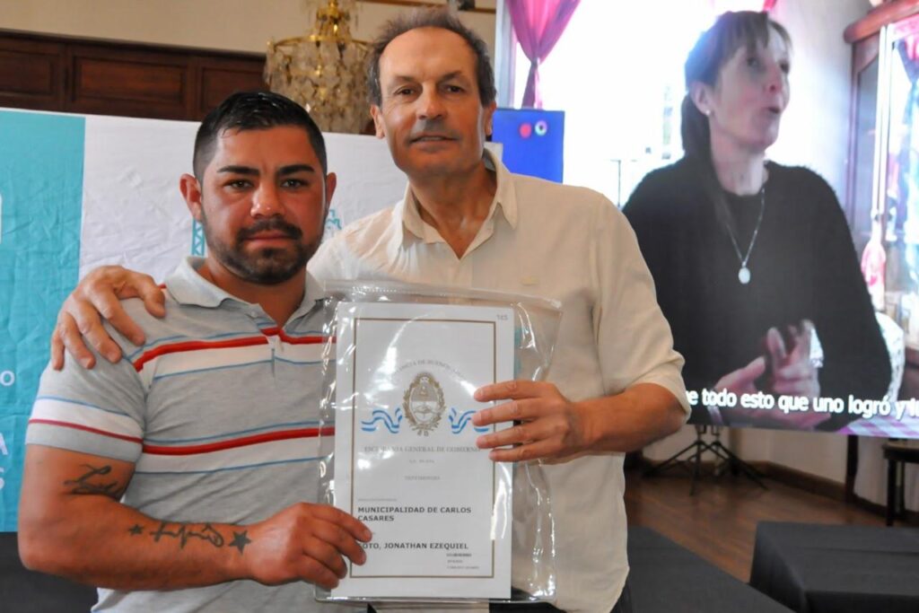 REGULARIZACIÓN DOMINIAL| 194 FAMILIAS RECIBIERON SUS ESCRITURAS