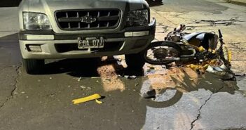 ACCIDENTE ENTRE UNA CAMIONETA Y UNA MOTO